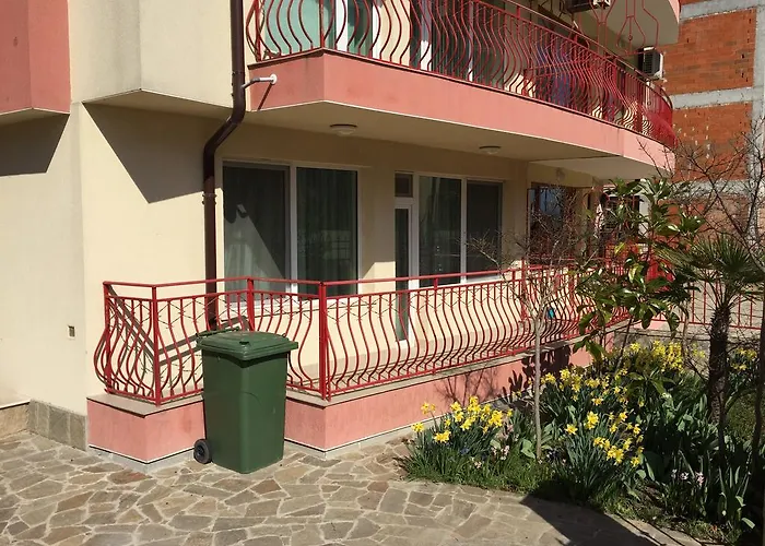 Jane Гостевой дом 3*